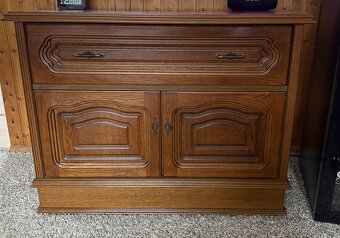 Rustikální nábytek