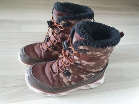 Voděodolné dětské zimní boty s kožíškem velikost 32