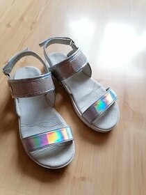 Stříbrné sandálky - 1