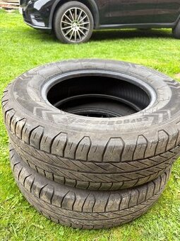 Pneu 215/75 r16C
