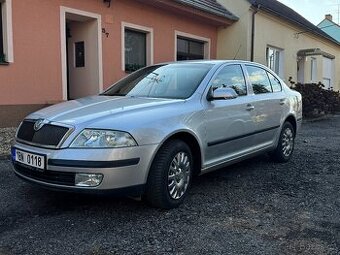 Škoda Octavia II 1.6 benzín