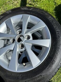 Prodám sadu kol Škoda Citigo 165/70 R14 – originální disky