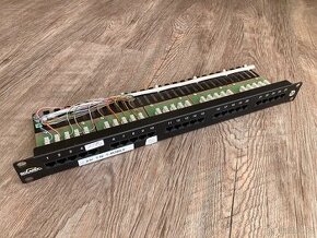 19" ISDN panel Solarix 25 x RJ45 1U
