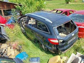 Ford mondeo