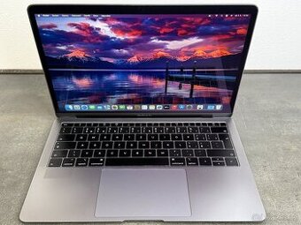 MacBook Air 13'' 2018 / i5 / 8GB / 256GB SSD / Space Gray