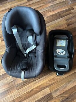Autosedačka MaxiCosi Pearl 9-18kg + základna FamilyFix