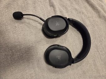 Sluchátka Razer Barracuda X Chroma Black
