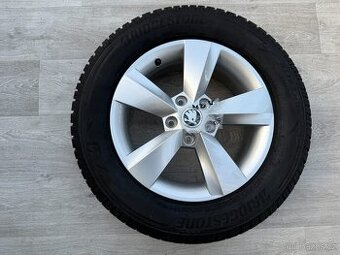 R16 NOVÁ ZIMNÍ ALU KOLA ŠKODA KAROQ 215/60/16 2024