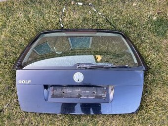 Golf IV combi páté dveře