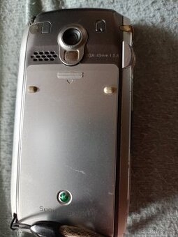Sony-Ericson P 910 - 1
