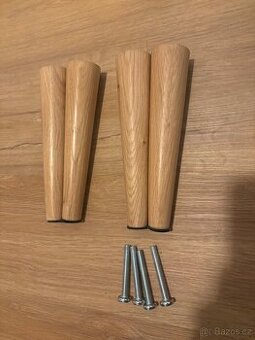 Šroubovací dubové nohy ke skříňce, 4ks nové