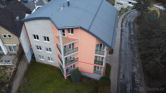 Pronájem plně vybaveného bytu 3+1 s garážovým stáním a dvěma - 1