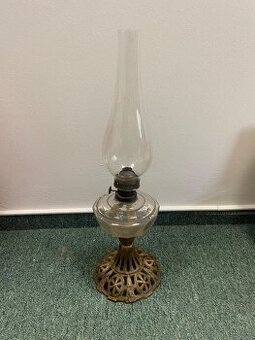 Petrolejová lampa - secesní