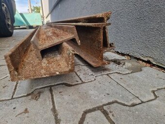 IČKA - TRAVERZY