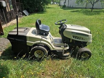 Zahradní traktůrek - traktor