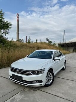 VW Passat B8 2018 rok 2.0 tdi