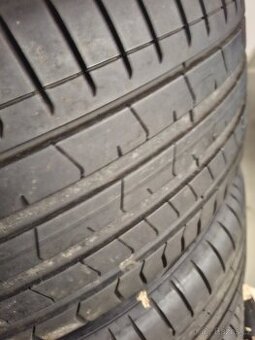 BMW X5, X6 - Pneu 305/40 a 275/45 R20 letní