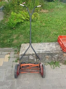 Ruční / sekačka / tráva / RST 450 - 1