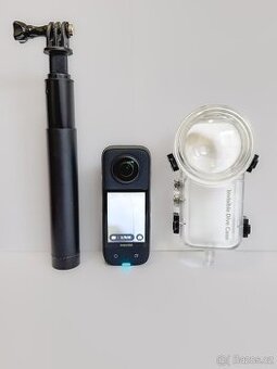 INTSA 360 X3 + Invisible Dive Case + Selfie tyč