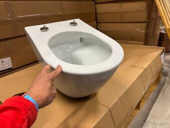 WC závěsné Sapho Pura, splachování Swirlflush, 881511