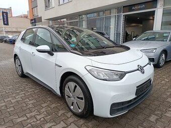 VW ID.3 Electric 110kW LED 10tkm SoH 95 - záruka Autodraft