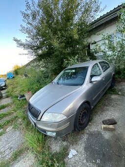 Prodám náhradní díly na Škoda  Octavia