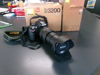 NIKON D3200+NIKKOR 18-200mm f/3,5-5,6G ED VRII DX