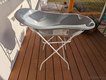 Vanička pro miminko včetně stojánku