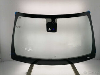 Dodge Durango čelní sklo