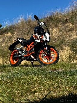 KTM DUKE 390