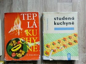 2 x stara kucharka Studena a tepla kuchyne Vrabec