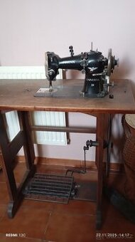 Šicí stroj Phoenix