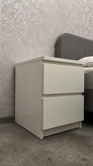 Noční stolek 40x48