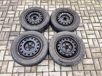 Zimní sada disků Hyundai s pneu 195/65 R15