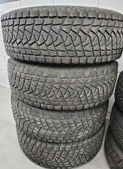Zimní pneu 215/70 r16