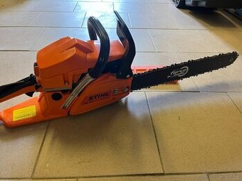 Motorová pila - Kopie Stihl