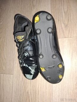 Dětské Kopačky Umbro velikost 36