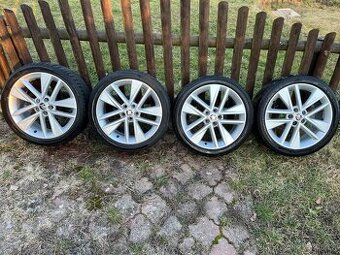 Škoda Fabia,Rapid orig letni sada Cluber 215/40-17 TOP