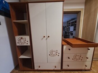 Dětská šatní skříň, regál a komoda - set