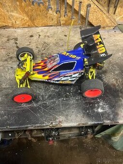 Autíčko na dálkové ovládání