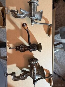 Historické mlýnky na maso