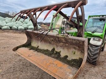 Lopata s přidržovačem ( krokodýl )