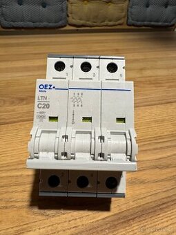 3fázový jistič OEZ LTN C20