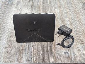 Router Synology MR2200ac, standalone i mesh AP