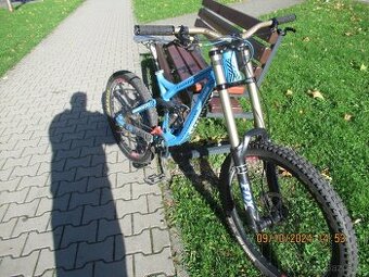 COMMENCAL DH SUPRAME V3