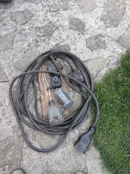 Prodlužovačka na 380 s redukcemi
