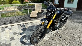 Triumph Scrambler 1200 XE