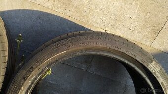 Prodám pneu 225/40 r18 Continental