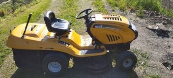 Prodám zahradní traktor MTD 15,0HP