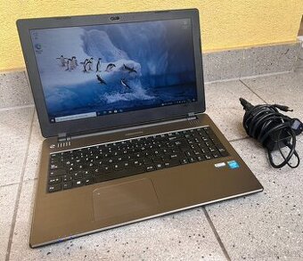 Medion / Intel N2830 / 8GB RAM / 120GB SSD / 15.6" - 1
